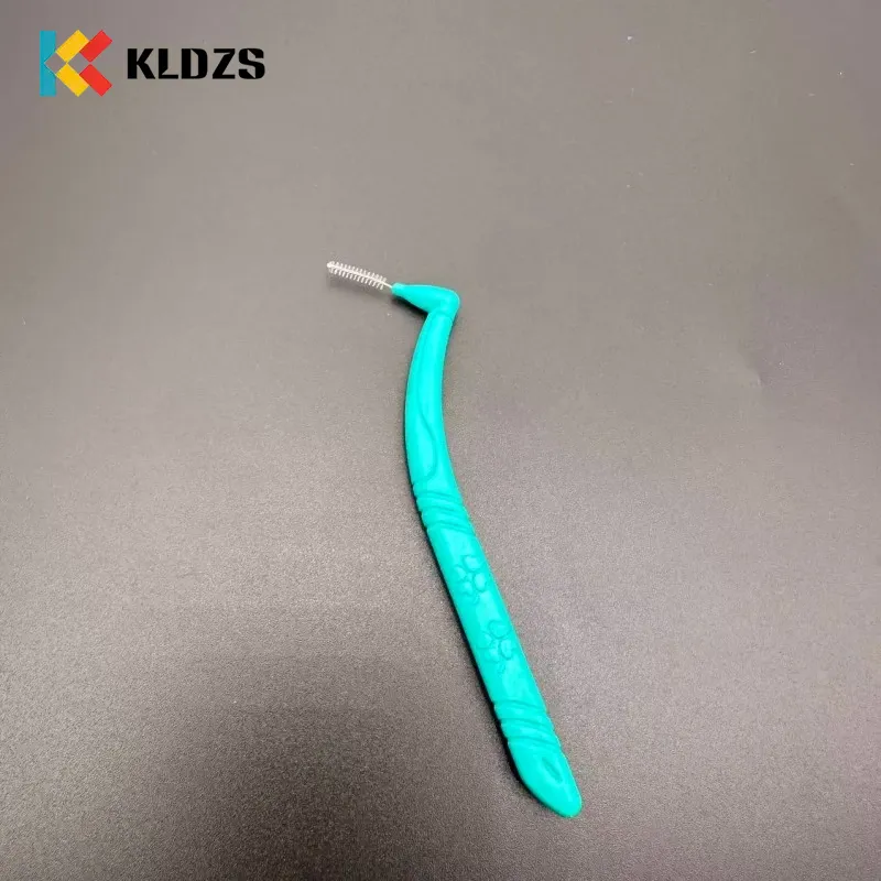 Scuab Interdental Cineál L Seamair Ceithre-Duilleog