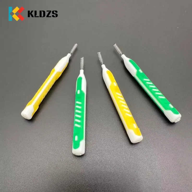 Scuab Interdental Cineál I Overmolded