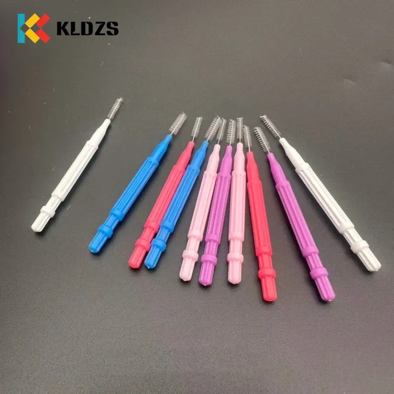 Scuab Dhíreach Interdental